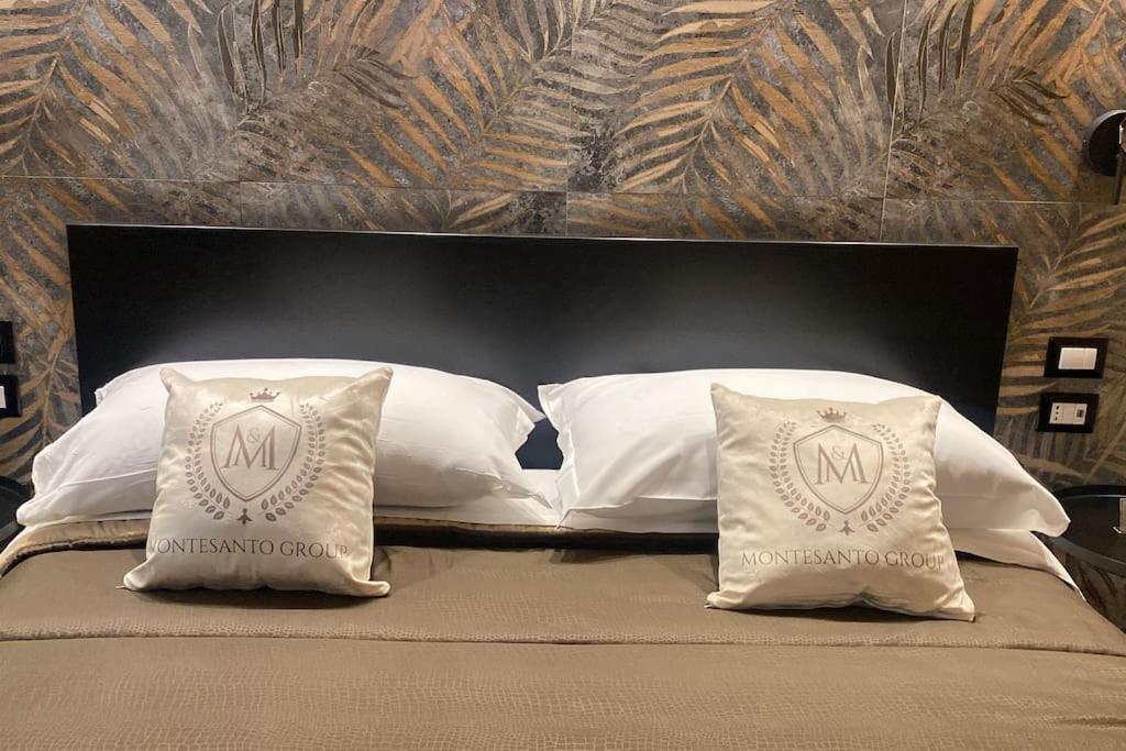 Montesantogroup Suite House Nel Centro Di Napoli Экстерьер фото