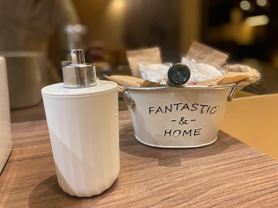 Montesantogroup Suite House Nel Centro Di Napoli Экстерьер фото