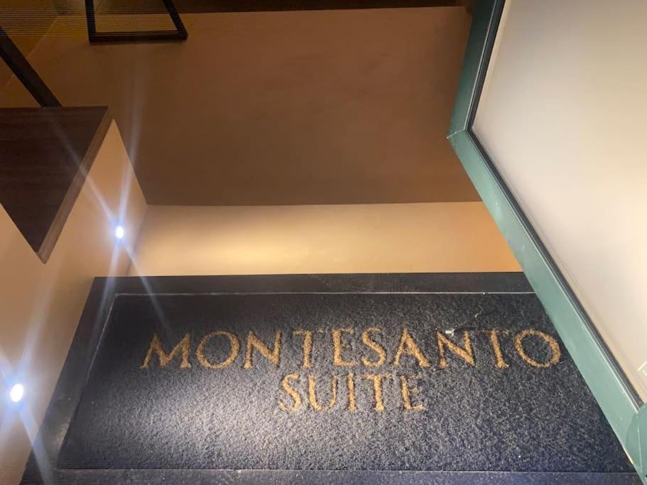 Montesantogroup Suite House Nel Centro Di Napoli Экстерьер фото