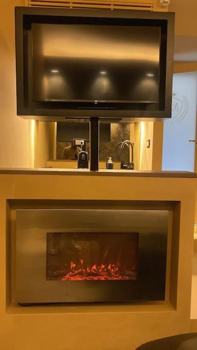 Montesantogroup Suite House Nel Centro Di Napoli Экстерьер фото