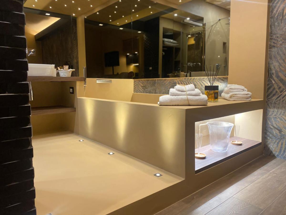 Montesantogroup Suite House Nel Centro Di Napoli Экстерьер фото